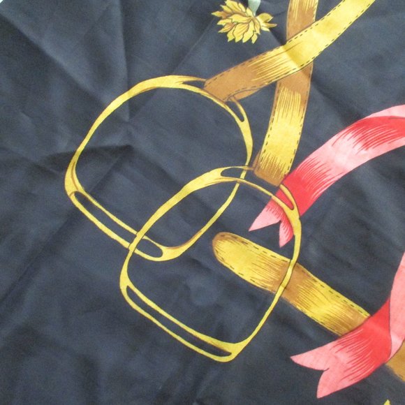 A day with the horses scarf - Picture 4 of 7